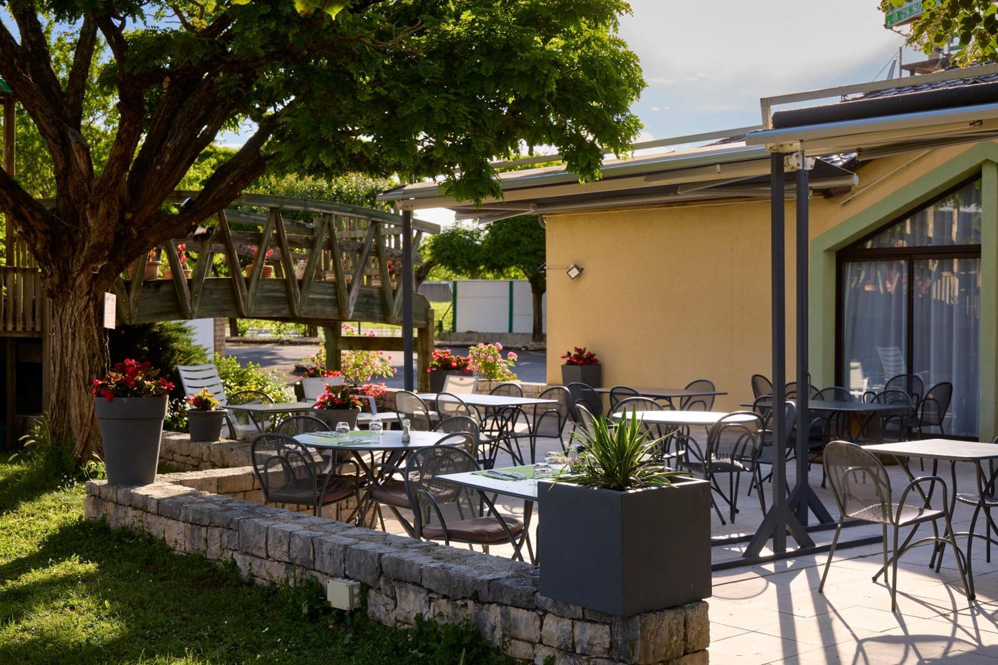 Hotel-Restaurant Le Calice Du Gevaudan - A75 Banassac Luaran gambar