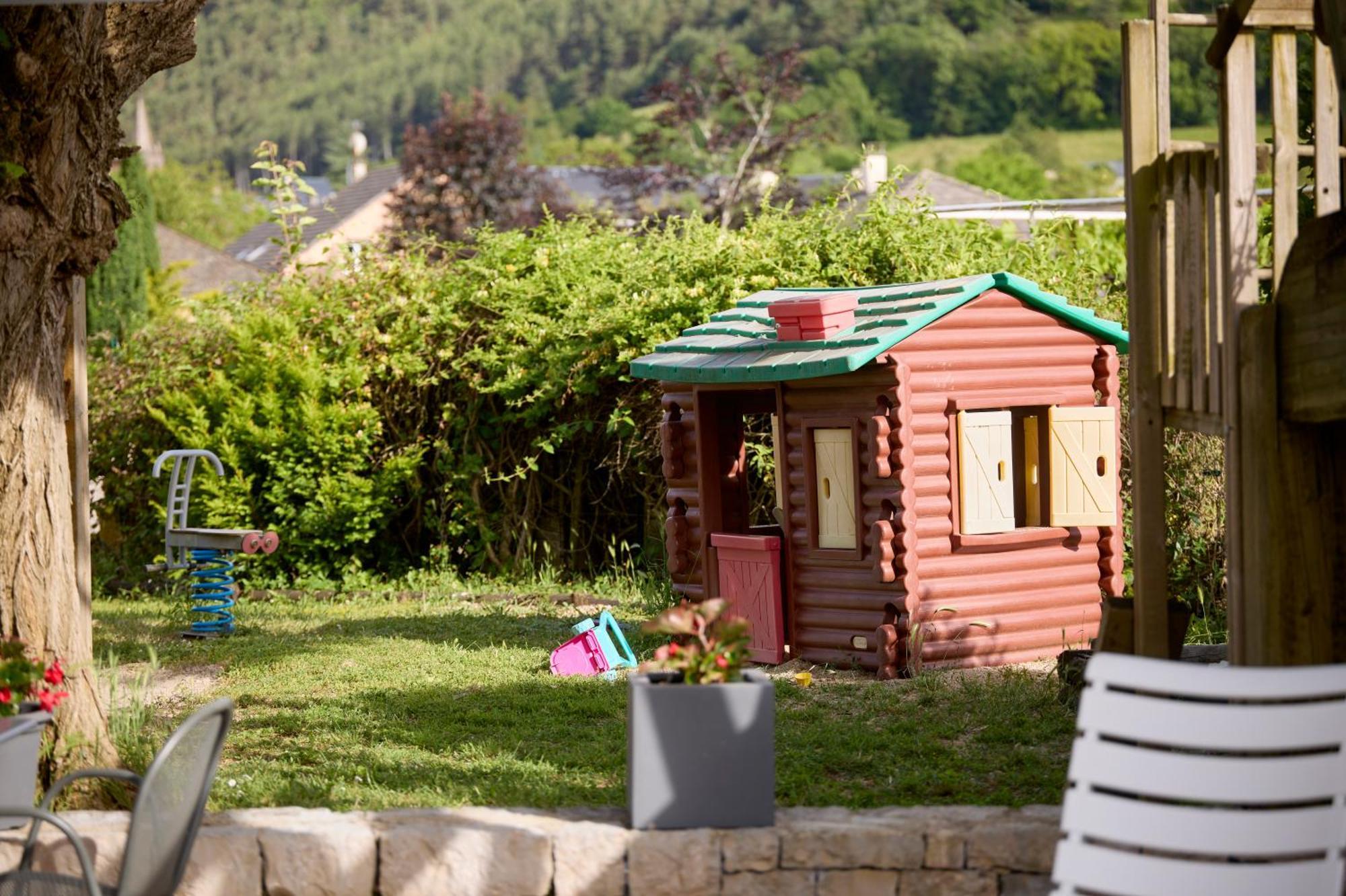 Hotel-Restaurant Le Calice Du Gevaudan - A75 Banassac Luaran gambar